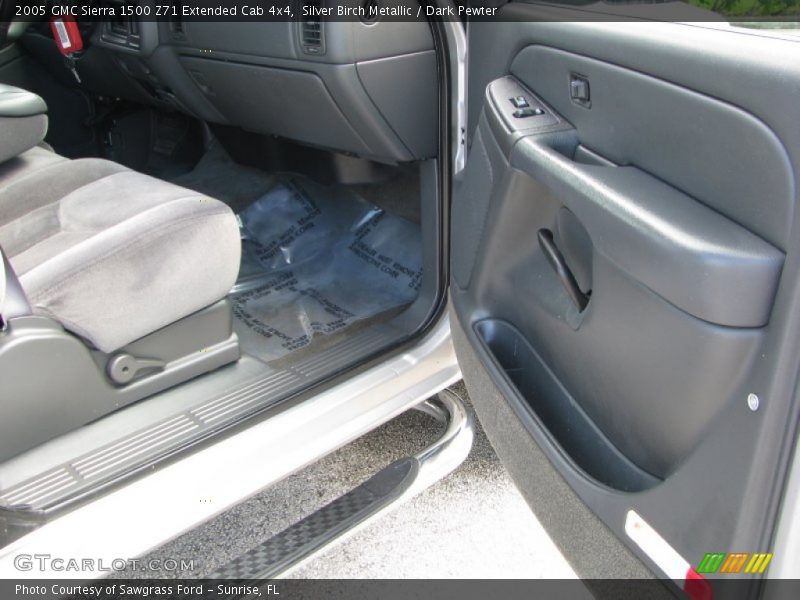 Silver Birch Metallic / Dark Pewter 2005 GMC Sierra 1500 Z71 Extended Cab 4x4