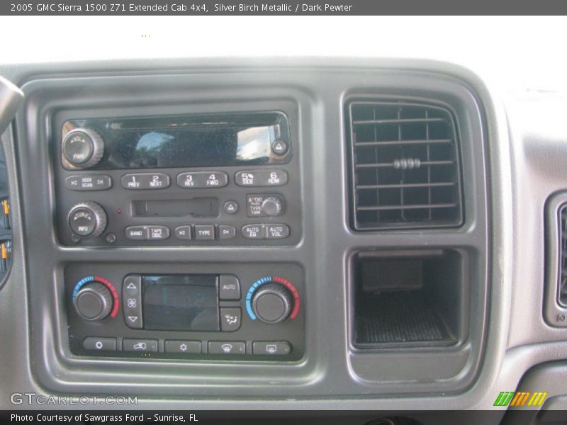 Silver Birch Metallic / Dark Pewter 2005 GMC Sierra 1500 Z71 Extended Cab 4x4