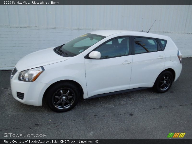  2009 Vibe  Ultra White
