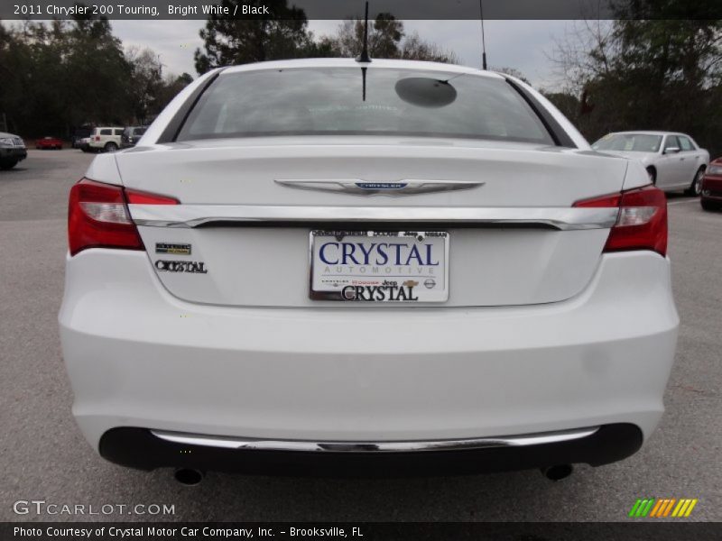 Bright White / Black 2011 Chrysler 200 Touring