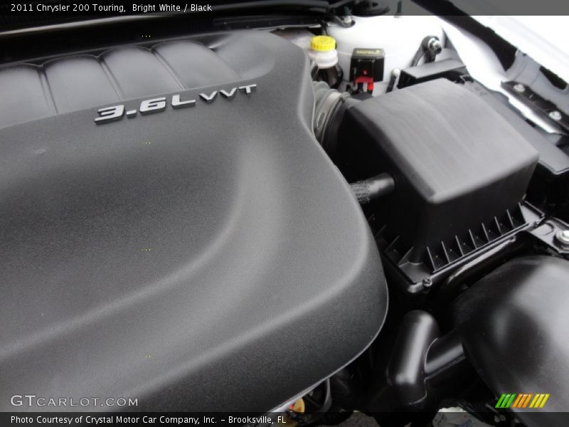 Bright White / Black 2011 Chrysler 200 Touring