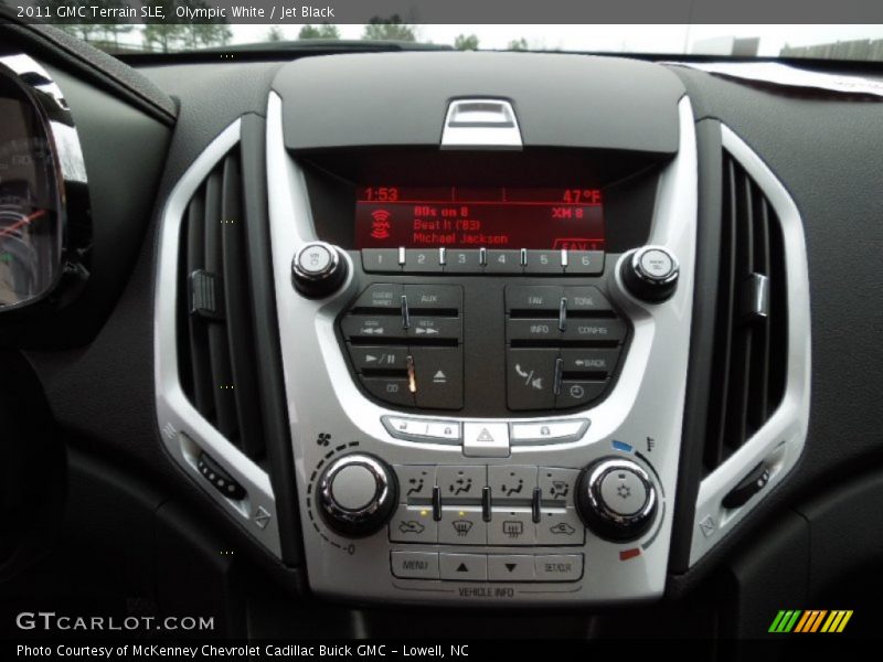 Olympic White / Jet Black 2011 GMC Terrain SLE