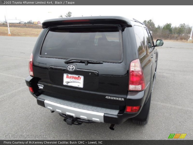 Black / Taupe 2003 Toyota 4Runner Limited 4x4