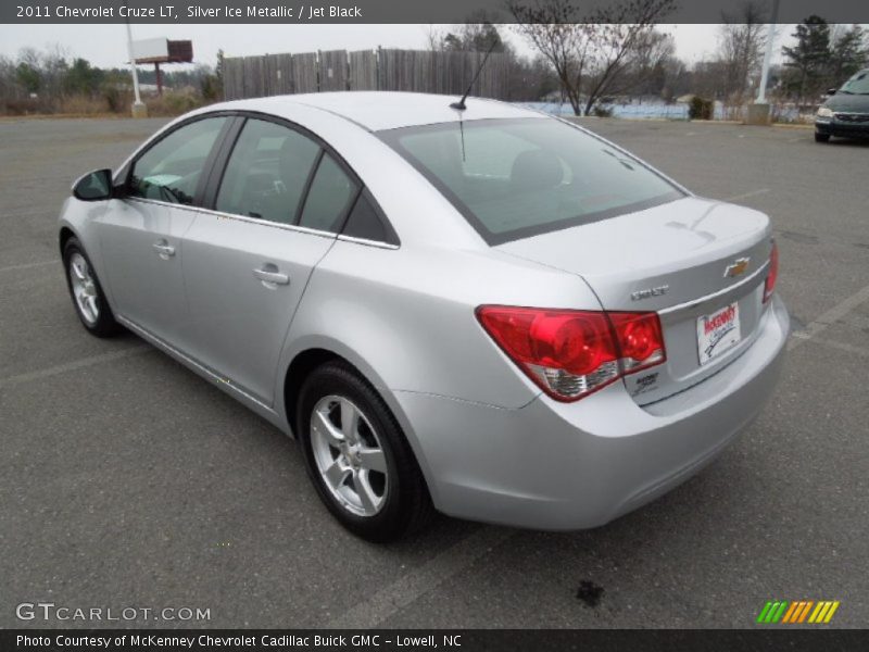 Silver Ice Metallic / Jet Black 2011 Chevrolet Cruze LT