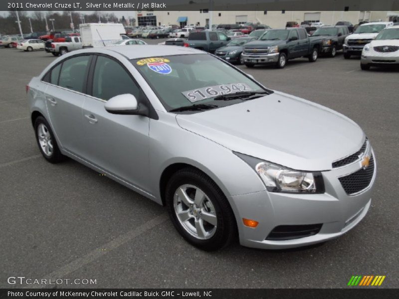 Silver Ice Metallic / Jet Black 2011 Chevrolet Cruze LT