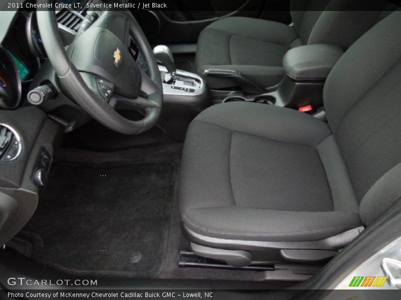 Silver Ice Metallic / Jet Black 2011 Chevrolet Cruze LT