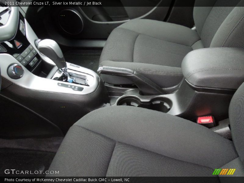 Silver Ice Metallic / Jet Black 2011 Chevrolet Cruze LT