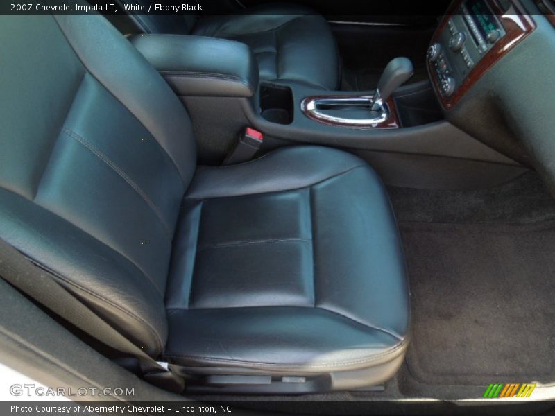 White / Ebony Black 2007 Chevrolet Impala LT
