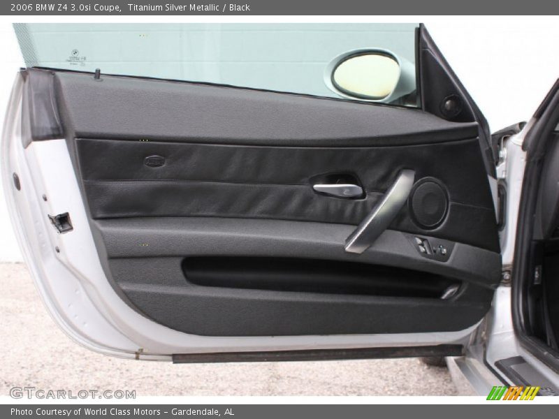 Door Panel of 2006 Z4 3.0si Coupe