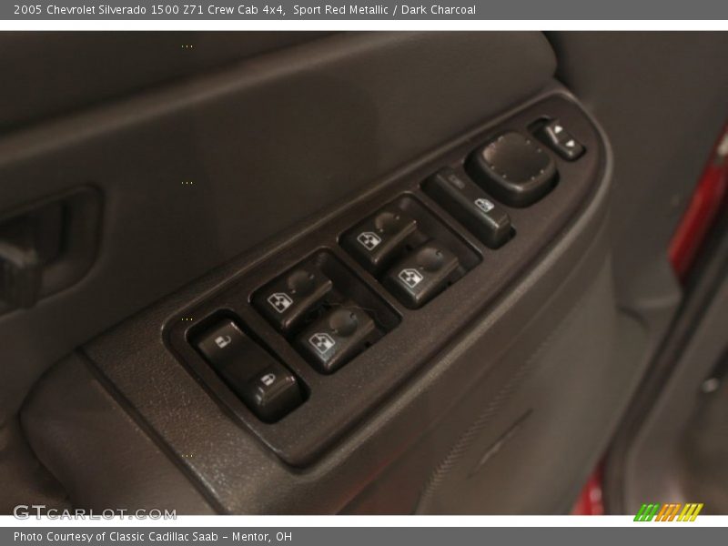 Sport Red Metallic / Dark Charcoal 2005 Chevrolet Silverado 1500 Z71 Crew Cab 4x4