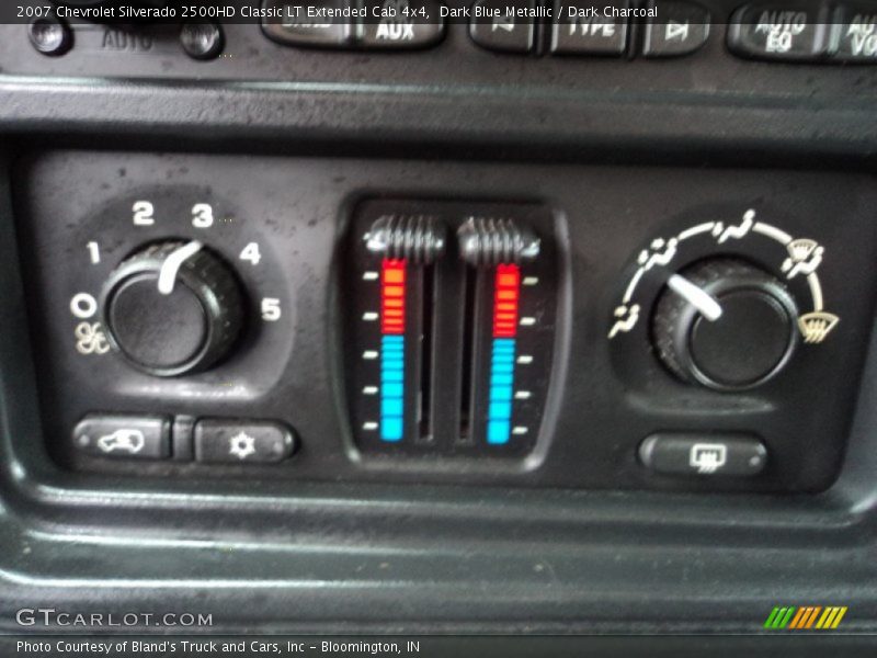 Dark Blue Metallic / Dark Charcoal 2007 Chevrolet Silverado 2500HD Classic LT Extended Cab 4x4