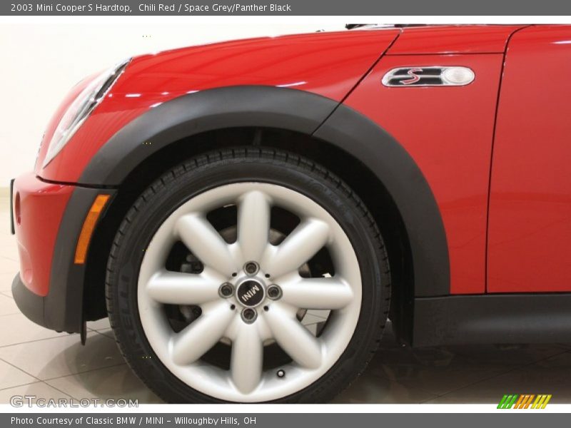 Chili Red / Space Grey/Panther Black 2003 Mini Cooper S Hardtop