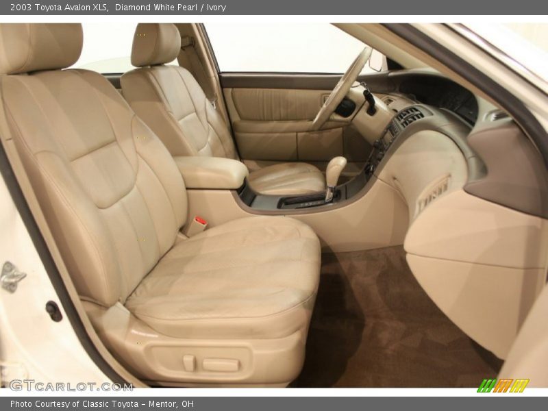 Diamond White Pearl / Ivory 2003 Toyota Avalon XLS