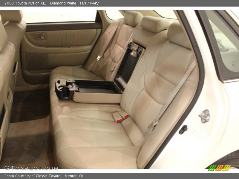Diamond White Pearl / Ivory 2003 Toyota Avalon XLS