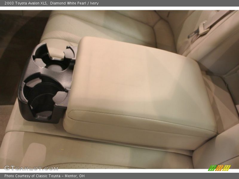 Diamond White Pearl / Ivory 2003 Toyota Avalon XLS