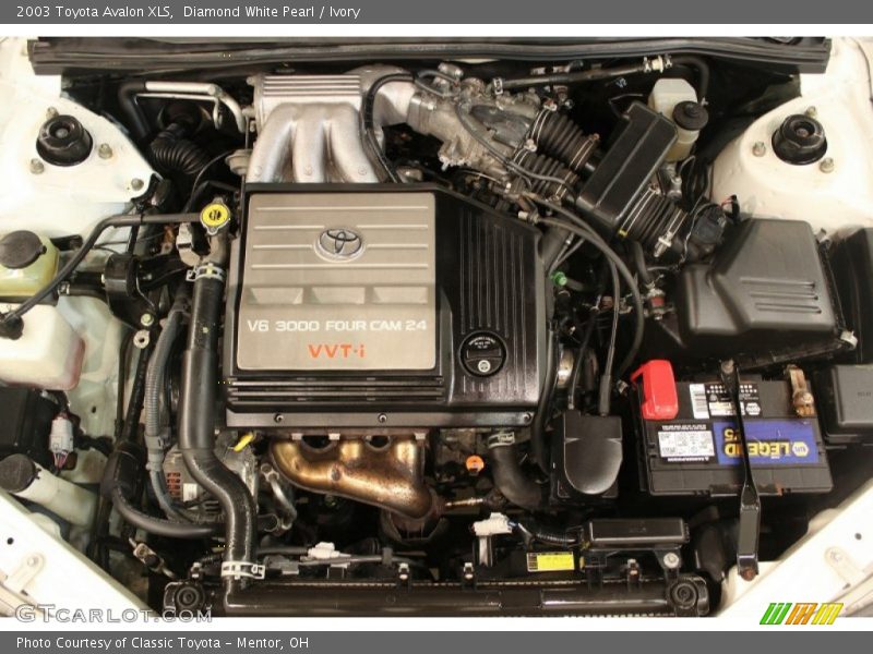 Diamond White Pearl / Ivory 2003 Toyota Avalon XLS