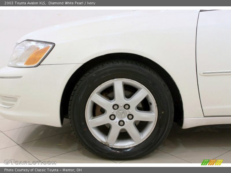 Diamond White Pearl / Ivory 2003 Toyota Avalon XLS