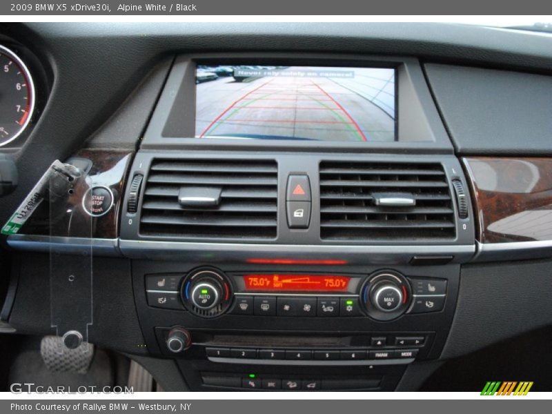 Alpine White / Black 2009 BMW X5 xDrive30i