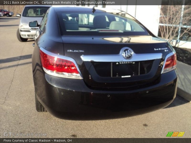 Carbon Black Metallic / Dark Titanium/Light Titanium 2011 Buick LaCrosse CXL