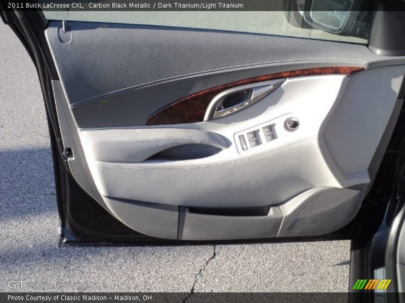 Carbon Black Metallic / Dark Titanium/Light Titanium 2011 Buick LaCrosse CXL