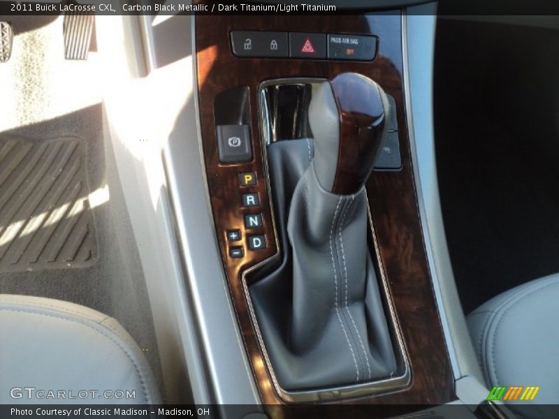 Carbon Black Metallic / Dark Titanium/Light Titanium 2011 Buick LaCrosse CXL