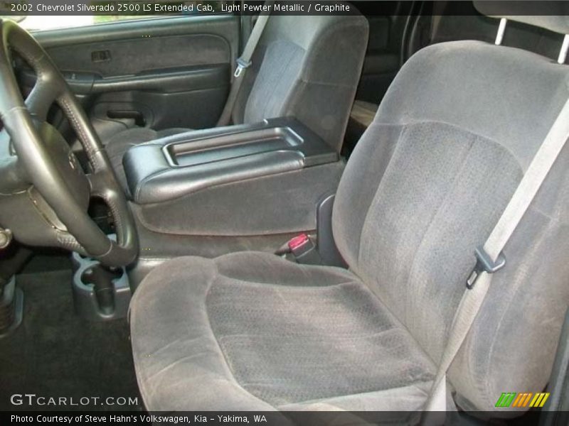Light Pewter Metallic / Graphite 2002 Chevrolet Silverado 2500 LS Extended Cab