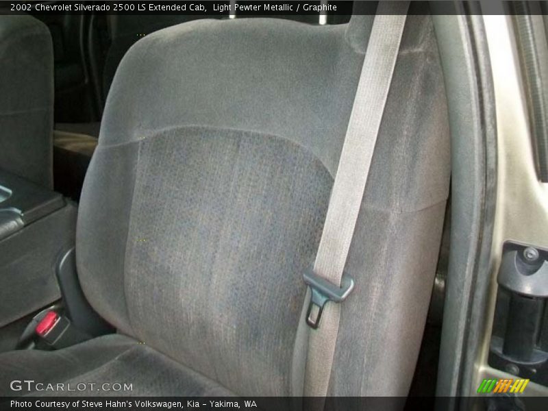 Light Pewter Metallic / Graphite 2002 Chevrolet Silverado 2500 LS Extended Cab
