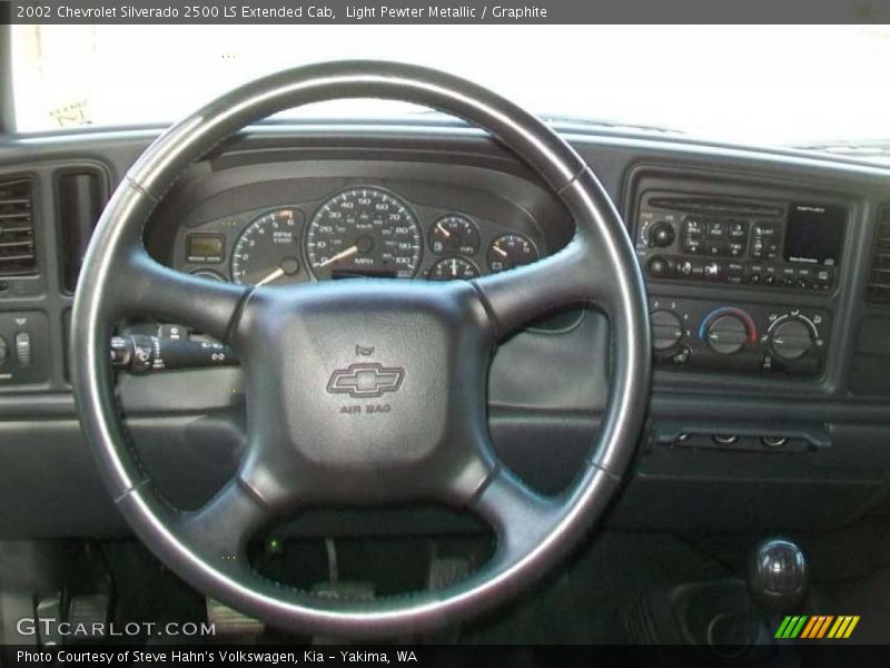 Light Pewter Metallic / Graphite 2002 Chevrolet Silverado 2500 LS Extended Cab
