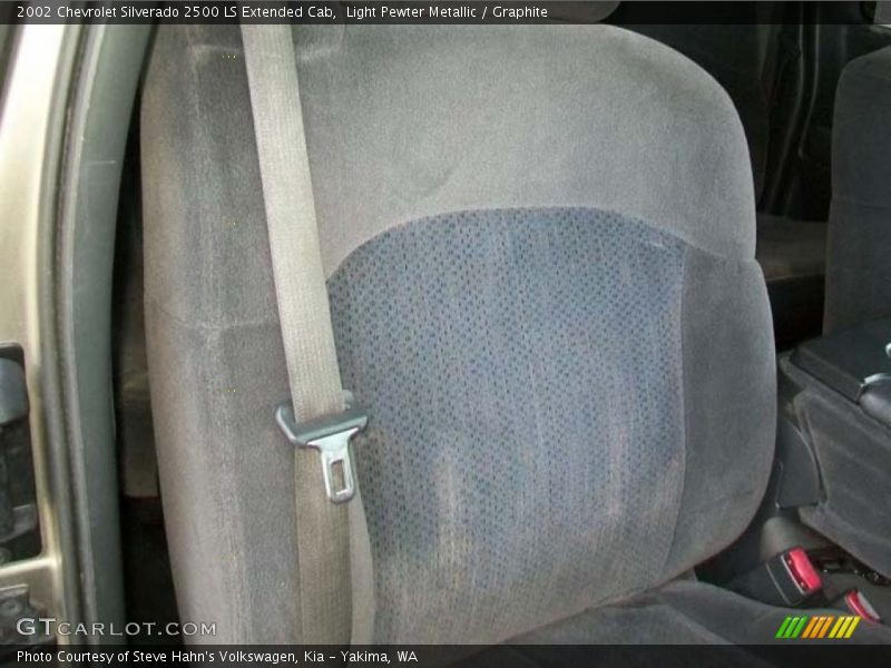 Light Pewter Metallic / Graphite 2002 Chevrolet Silverado 2500 LS Extended Cab