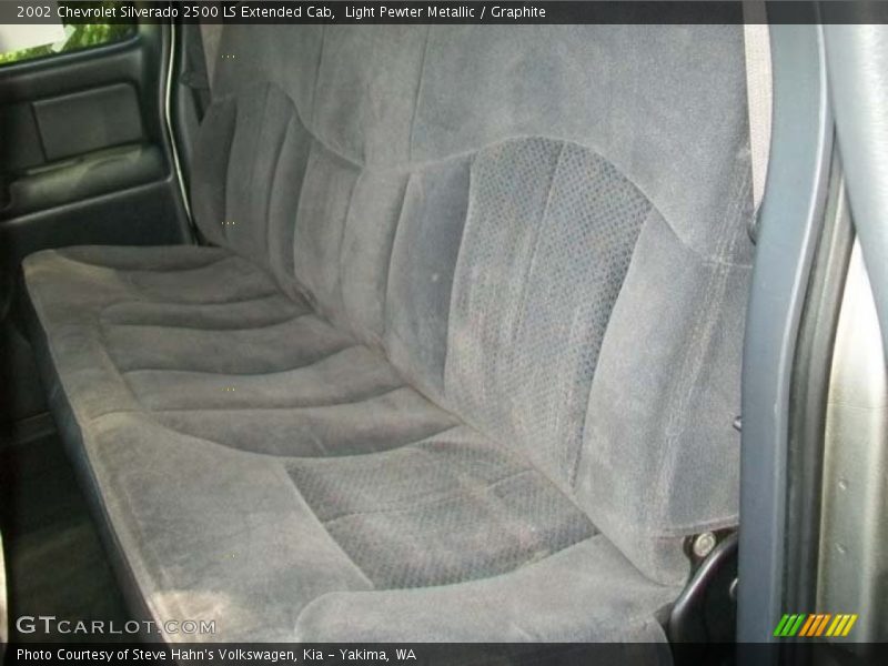 Light Pewter Metallic / Graphite 2002 Chevrolet Silverado 2500 LS Extended Cab