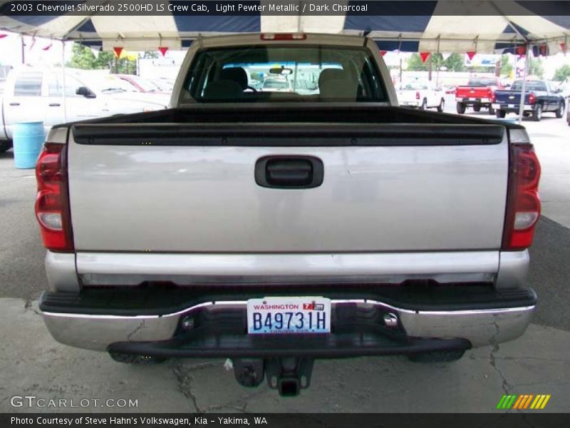 Light Pewter Metallic / Dark Charcoal 2003 Chevrolet Silverado 2500HD LS Crew Cab
