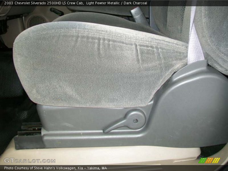 Light Pewter Metallic / Dark Charcoal 2003 Chevrolet Silverado 2500HD LS Crew Cab