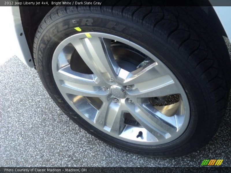 Bright White / Dark Slate Gray 2012 Jeep Liberty Jet 4x4