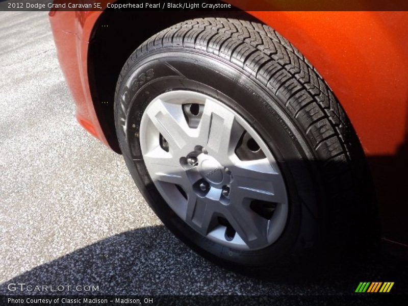 Copperhead Pearl / Black/Light Graystone 2012 Dodge Grand Caravan SE