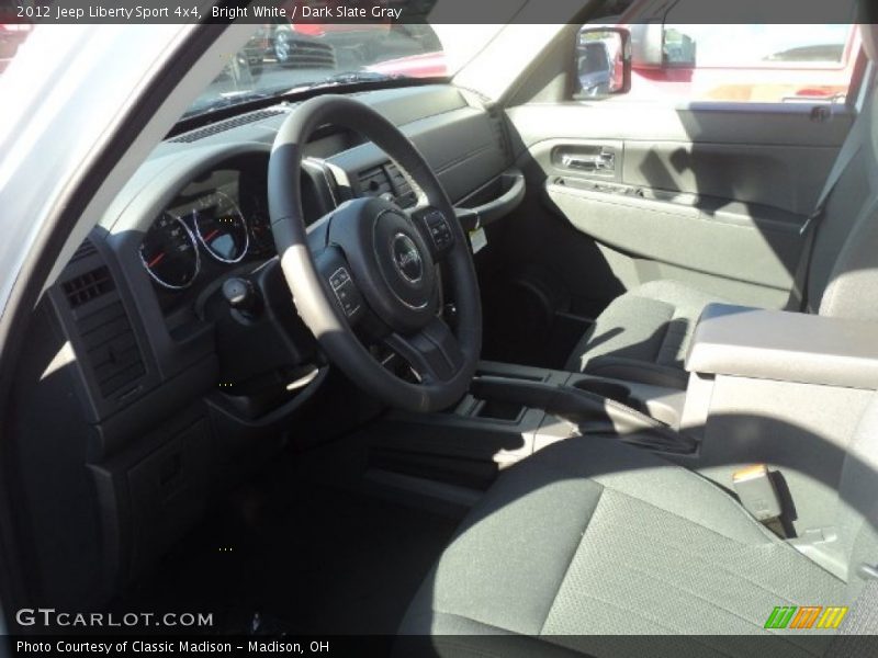 Bright White / Dark Slate Gray 2012 Jeep Liberty Sport 4x4
