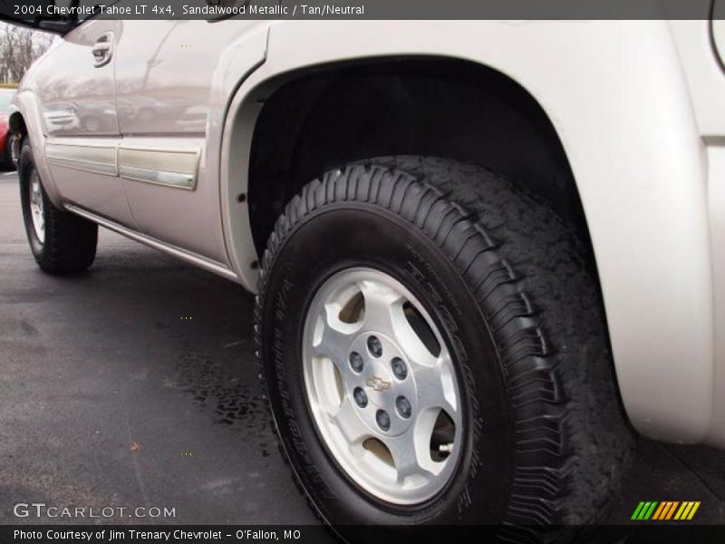 Sandalwood Metallic / Tan/Neutral 2004 Chevrolet Tahoe LT 4x4