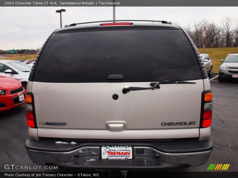 Sandalwood Metallic / Tan/Neutral 2004 Chevrolet Tahoe LT 4x4