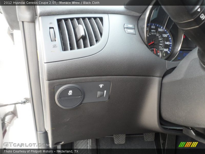 Monaco White / Black Cloth 2012 Hyundai Genesis Coupe 2.0T