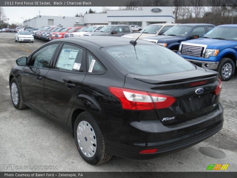Black / Charcoal Black 2012 Ford Focus SE Sedan