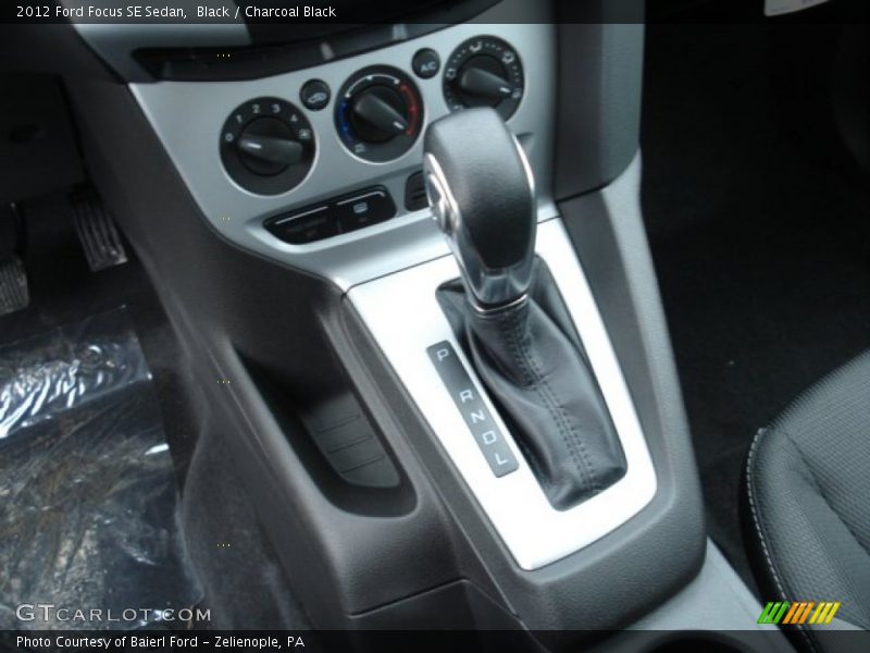 Black / Charcoal Black 2012 Ford Focus SE Sedan