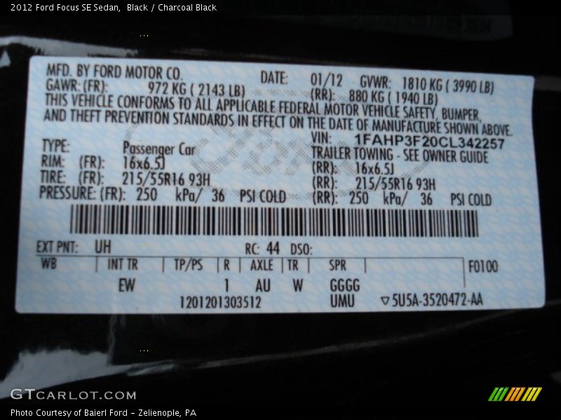 Black / Charcoal Black 2012 Ford Focus SE Sedan