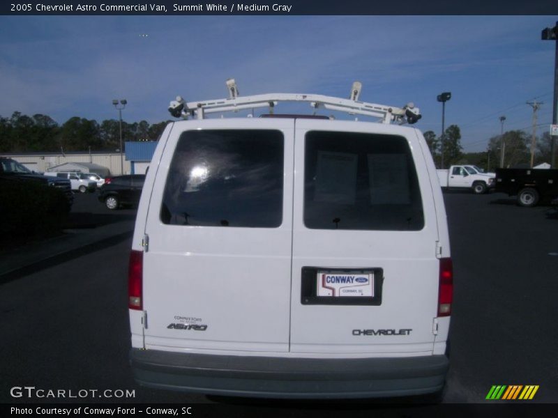 Summit White / Medium Gray 2005 Chevrolet Astro Commercial Van