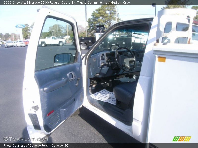 Summit White / Medium Gray 2000 Chevrolet Silverado 2500 Regular Cab Utility Truck
