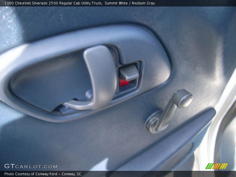 Summit White / Medium Gray 2000 Chevrolet Silverado 2500 Regular Cab Utility Truck