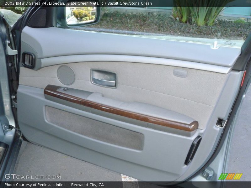 Door Panel of 2003 7 Series 745Li Sedan