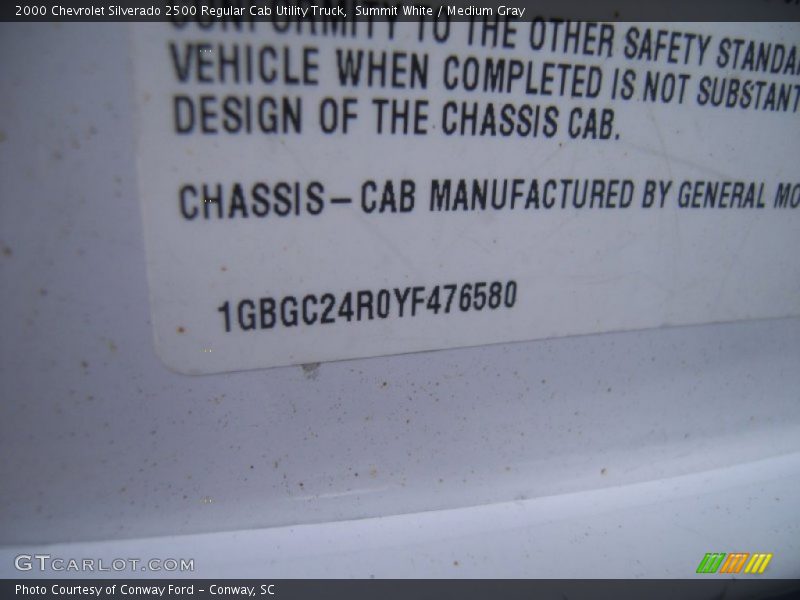 Summit White / Medium Gray 2000 Chevrolet Silverado 2500 Regular Cab Utility Truck