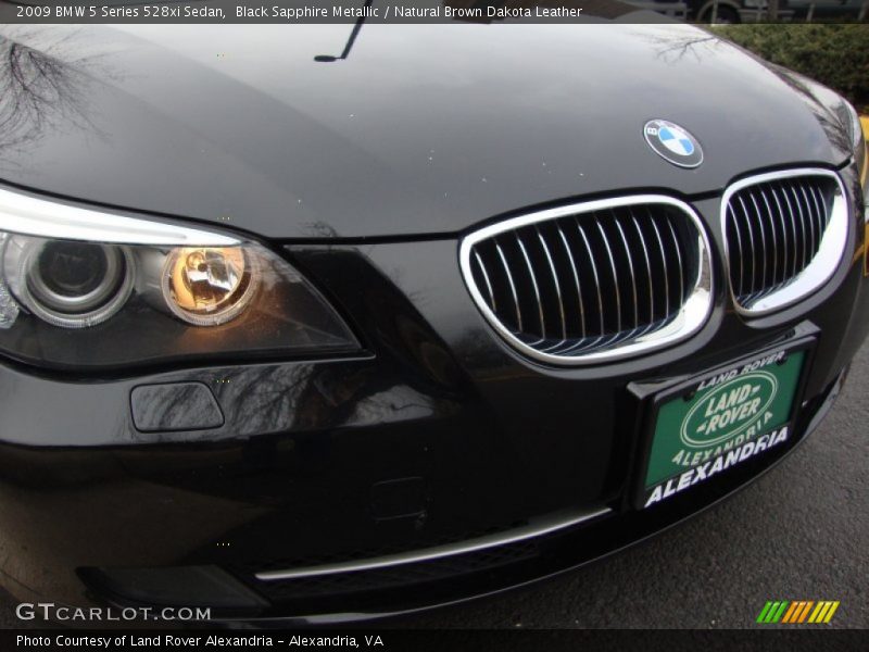 Black Sapphire Metallic / Natural Brown Dakota Leather 2009 BMW 5 Series 528xi Sedan