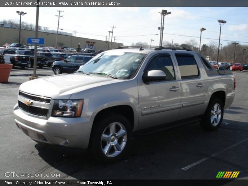 Silver Birch Metallic / Ebony 2007 Chevrolet Avalanche LT 4WD
