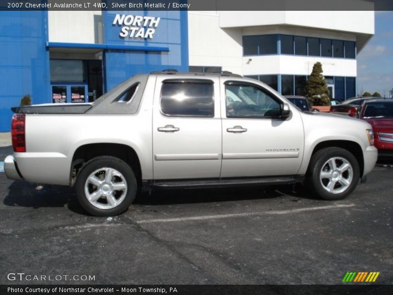 Silver Birch Metallic / Ebony 2007 Chevrolet Avalanche LT 4WD