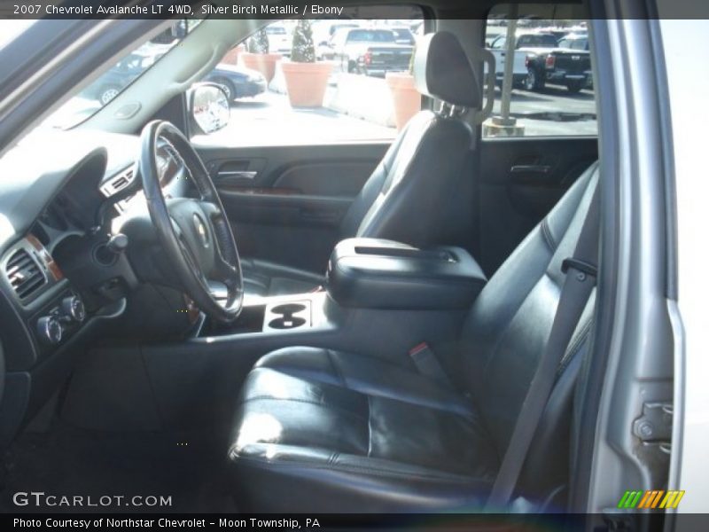 Silver Birch Metallic / Ebony 2007 Chevrolet Avalanche LT 4WD